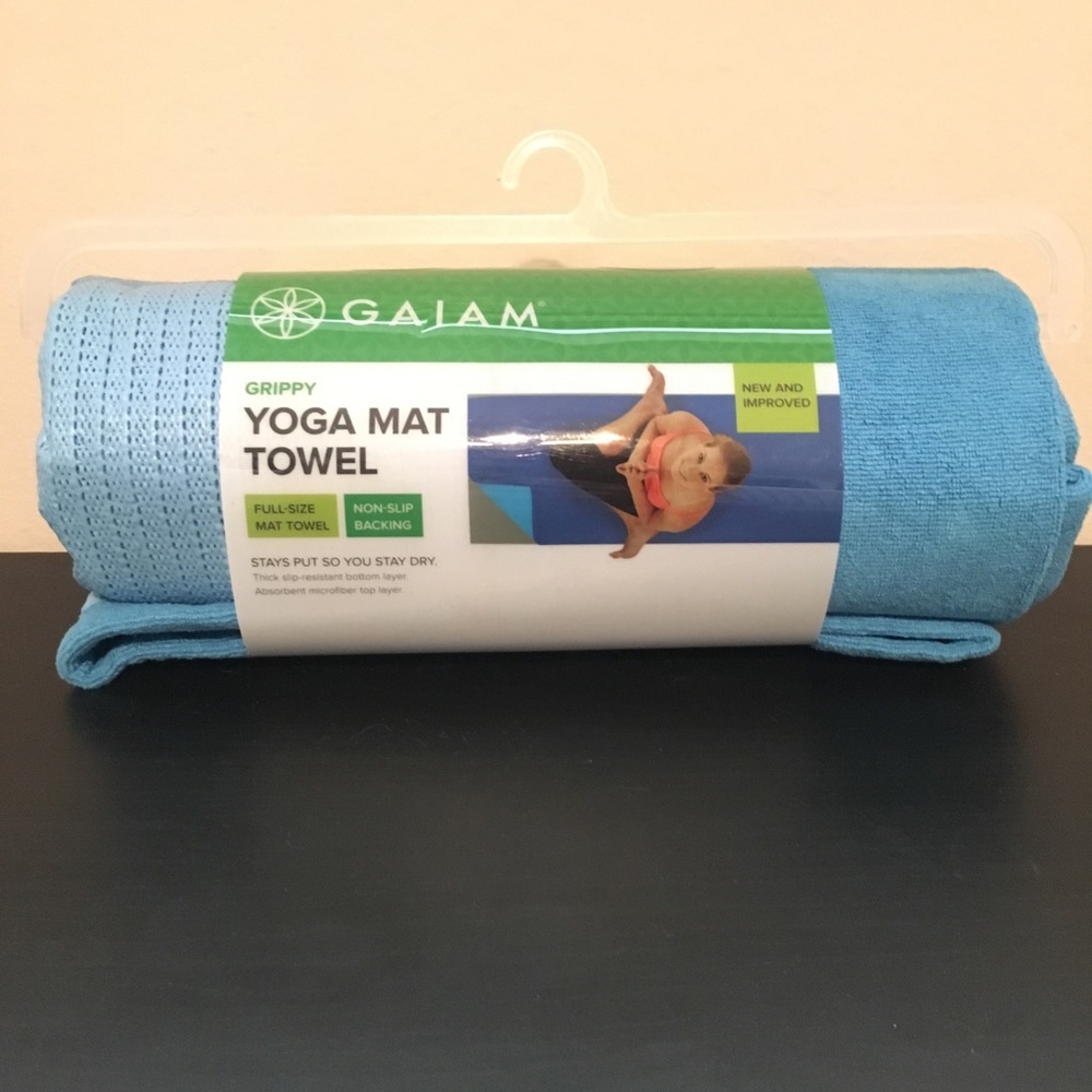 Gaiam Grippy Yoga Mat Towel